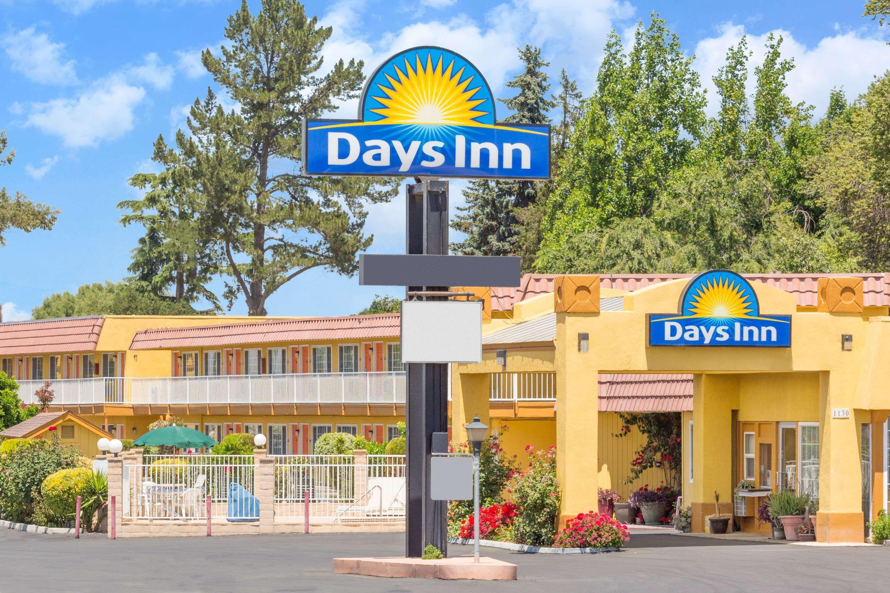 Days Inn By Wyndham Кінґ-Сіті Екстер'єр фото